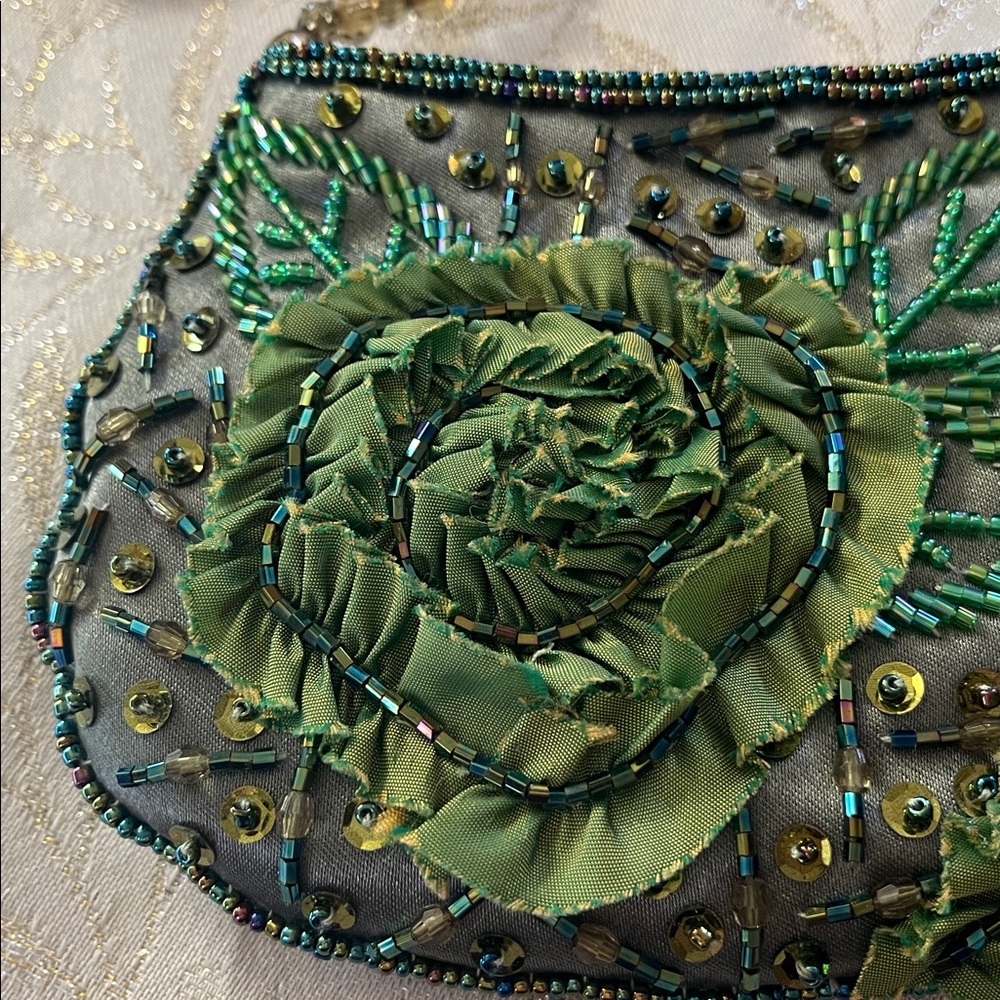 Mariell Green Embroidered Beaded Ribbon Holiday Small Bag w/Bead handle 10”x4” - Picture 4 of 10